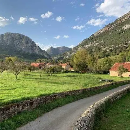 Apartamento Cumbres De Picos Rebecos Poo (Cabrales)